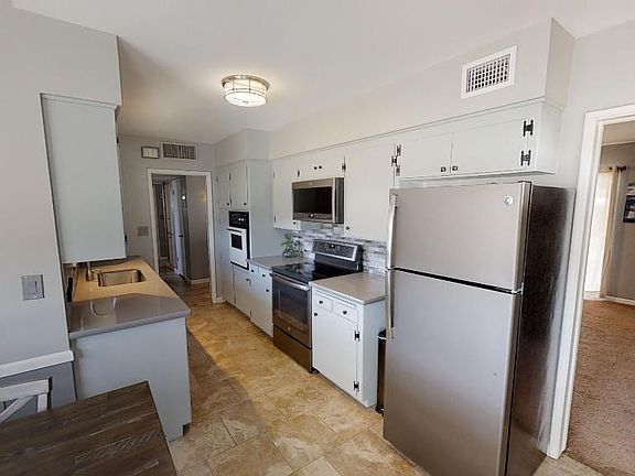 1434 E 2nd Place Mesa AZkitchen