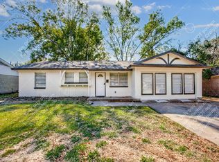 114 Roma Dr, Garland, TX 75041