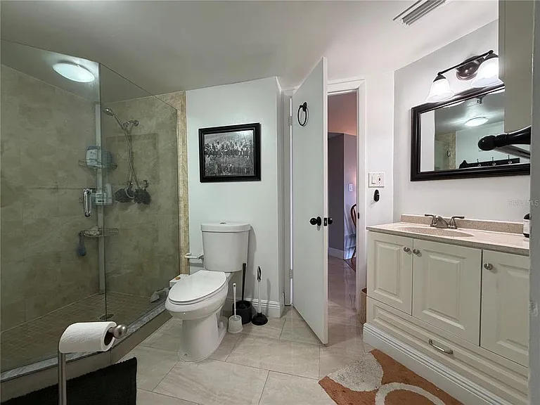 400 E Colonial Dr #1604 — Photo 11