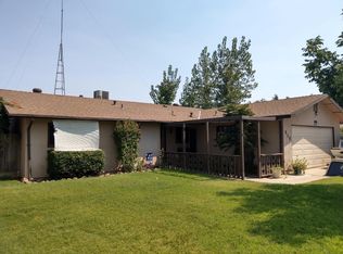 515 S Waldo Ave, Exeter, CA 93221