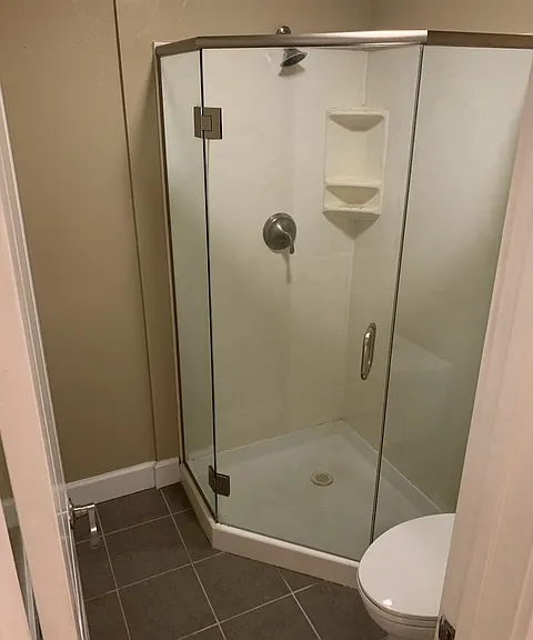 Room 2 bathroom