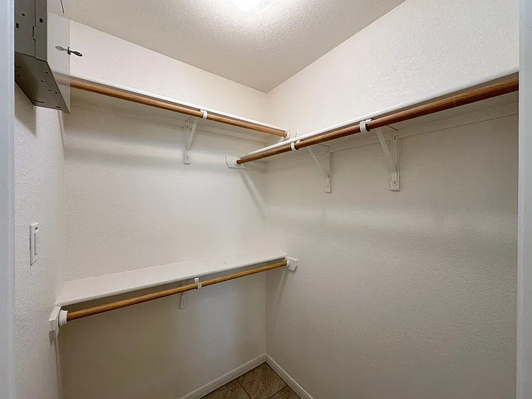 3709 Salt Fork Dr — Photo 16