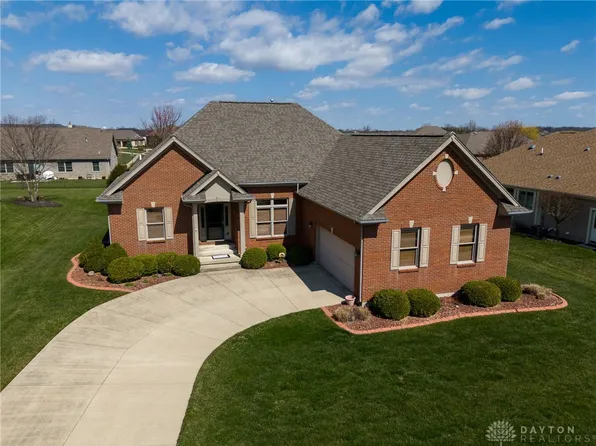 1245 Hazeldean Ct, Troy, OH 45373