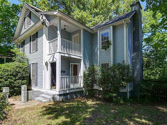 3rd image of 415 Cressfell Rd