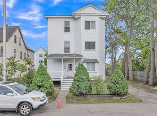 11 Nixon Ave, Worcester, MA 01603