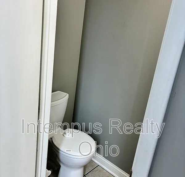 21 King Arthur Ct — Photo 11