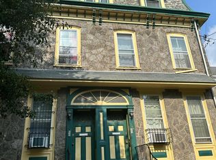 209 N 36th St #1R, Philadelphia, PA 19104