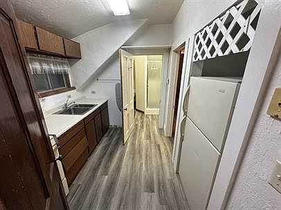 4th image of 372 I St #2