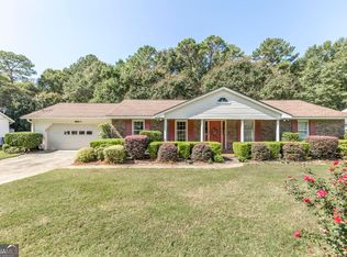 1013 N Davis Dr, Perry, GA 31069