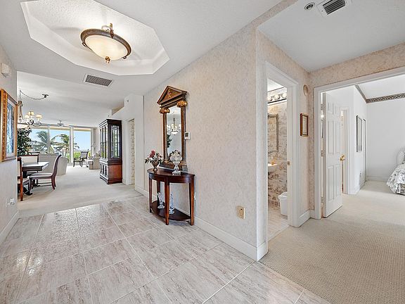 4th image of 131 Ocean Grande Boulevard #402