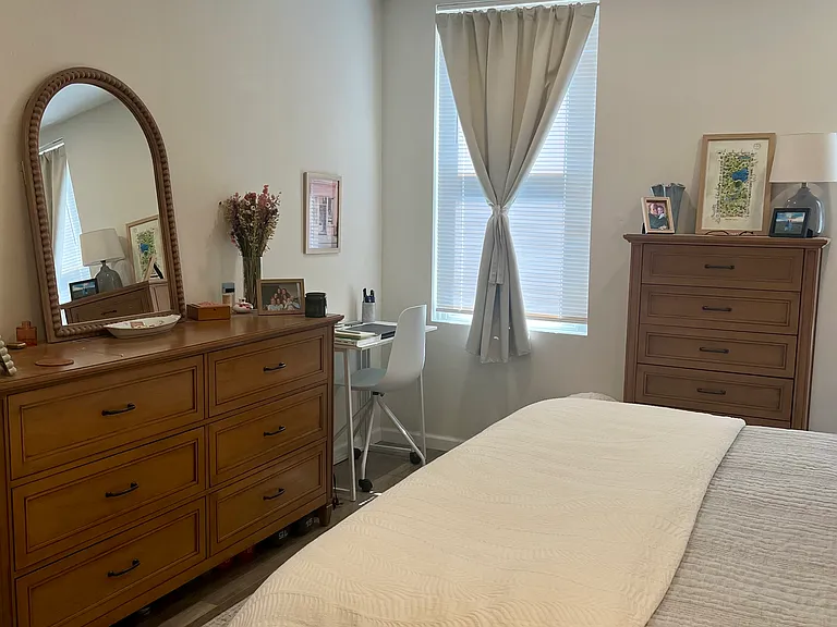 896 N Taylor St — Photo 10