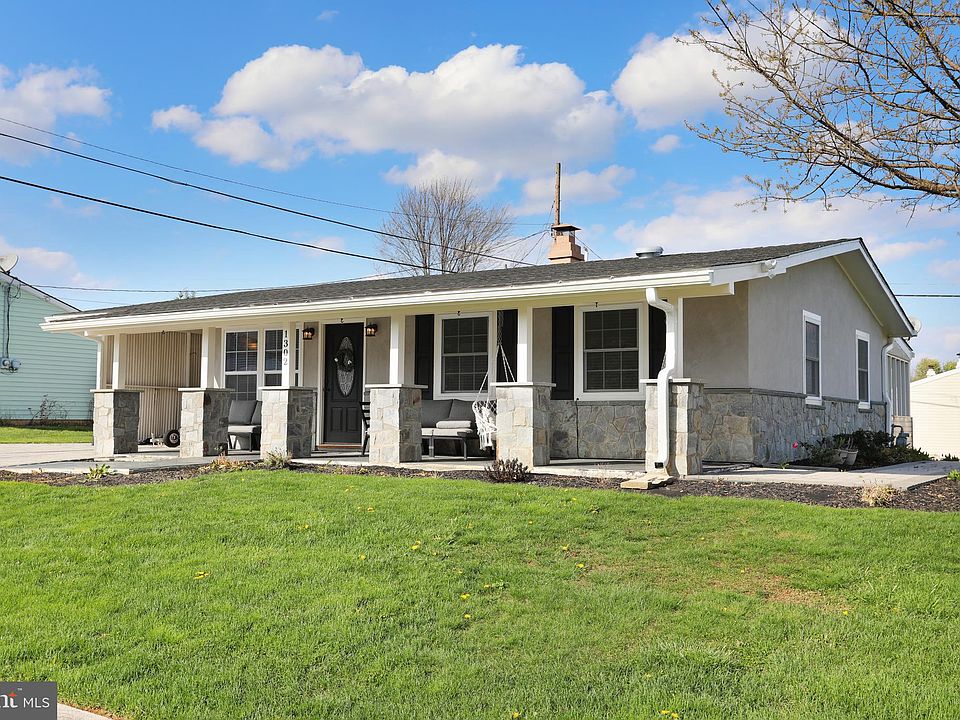1st image of 1302 Cedarwood Dr