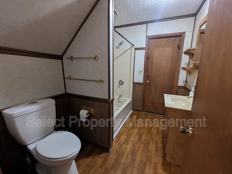 333 W Suttenfield St #1 — Photo 10