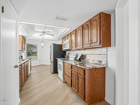 5th image of 10306 W LOMA BLANCA Drive