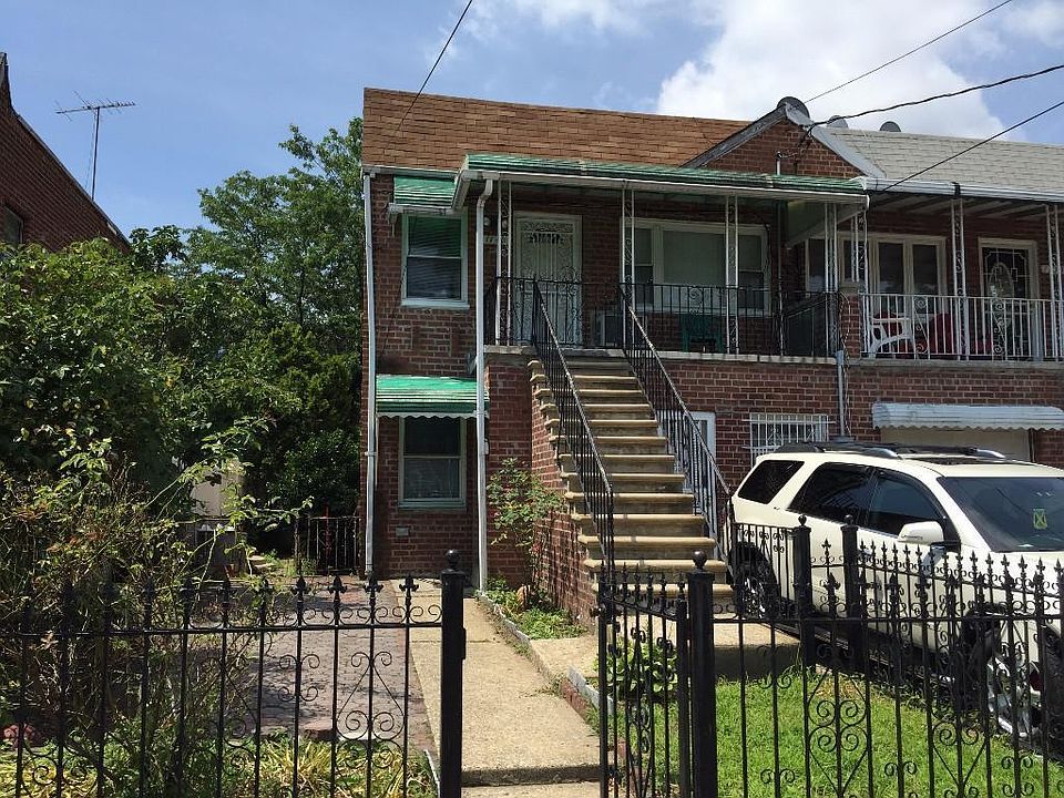 1st image of 1140 E 104th St