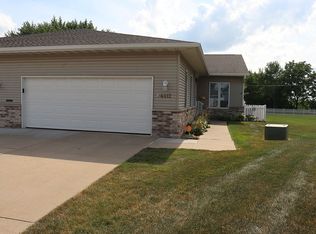 4412 Nostalgia Ln, Waterloo, IA 50701