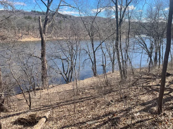 River St, Taylors Falls, MN 55084