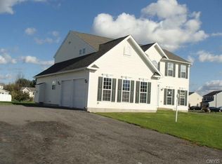 5329 Barcaldine Dr, Clay, NY 13041