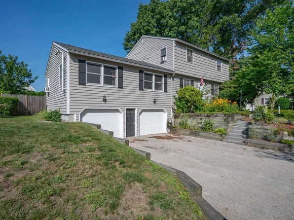 15 Parkhurst Drive, Nashua, NH 03062