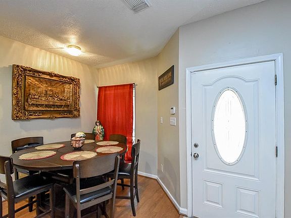 2nd image of 12326 Kings Chase Dr