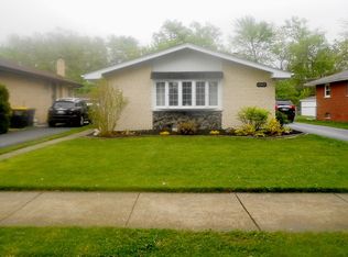 17007 Bernadine St, Lansing, IL