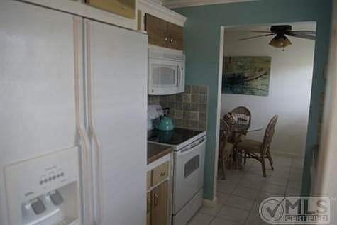 3rd image of 21 Golfs Edge APT B