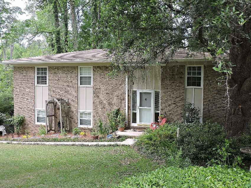 1st image of 310 Starmount Dr