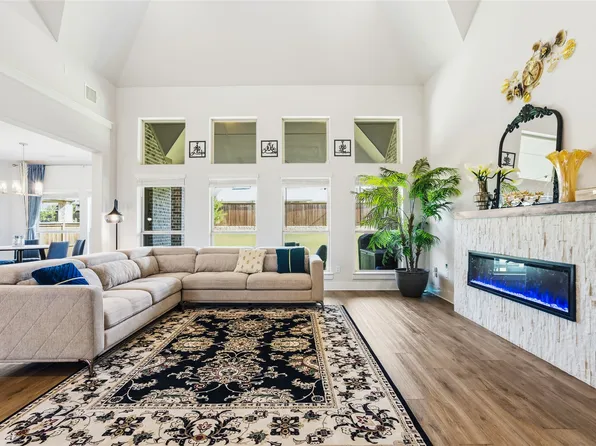 1212 Sapphire Ln, Wylie, TX 75098
