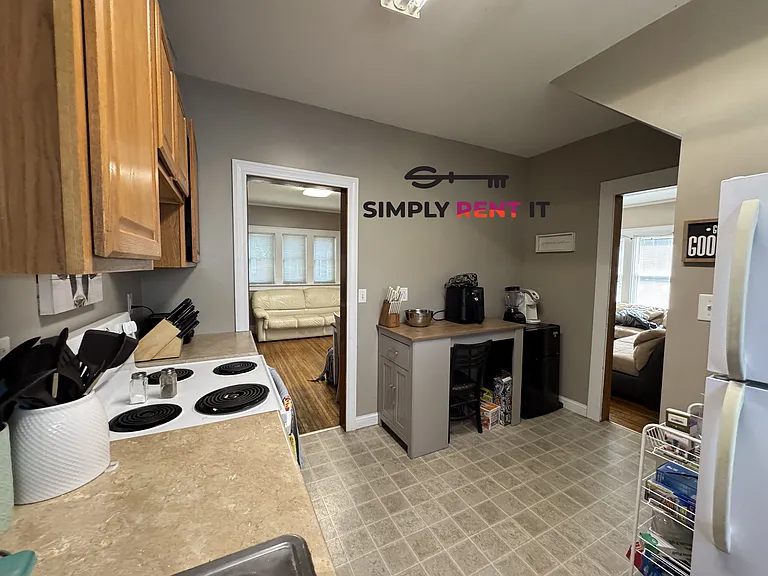 532 Hayward Ave — Photo 5