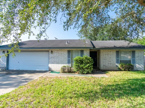 1117 Las Palmas Cir, Alice, TX 78332