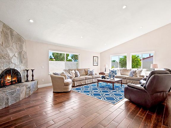 4th image of 48551 San Pedro St
