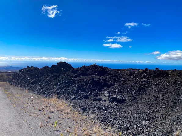 92-8323 Marlin Blvd #20, Captain Cook, HI 96704