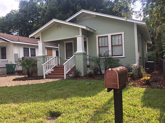 3rd image of 6706 N Highland Ave