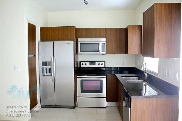 Studio - Kitchen