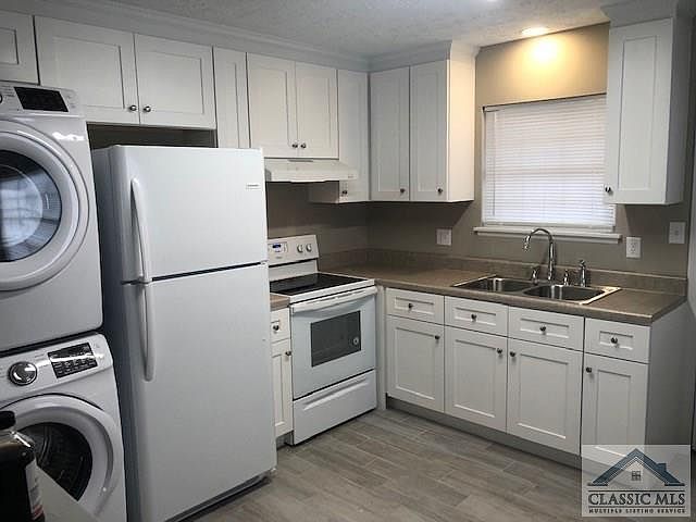 2nd image of 1130 Rankin Rd