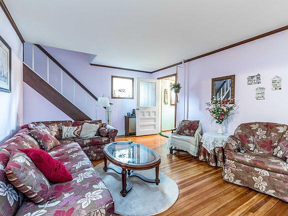 5th image of 83 Driscoll Ave