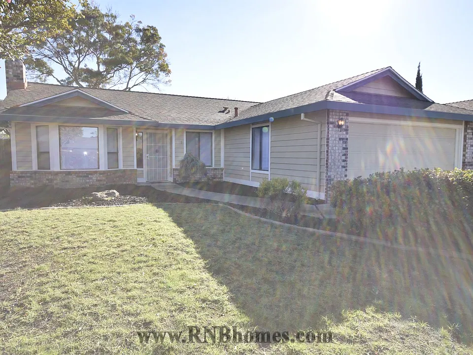 1349 Silver Spur Cir