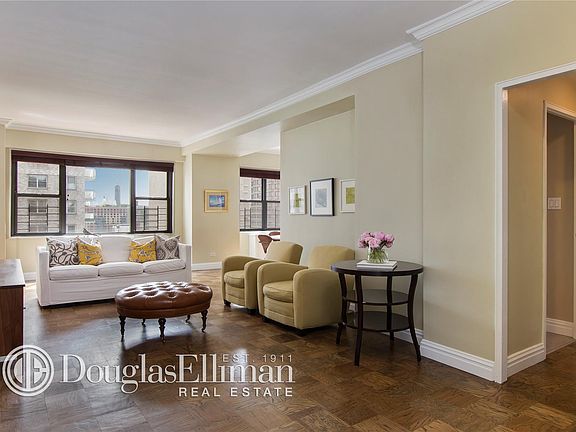3rd image of 305 E 40th St APT 20F