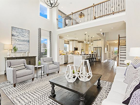 2nd image of 224 Campbell Cir