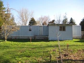 2nd image of 17136 Holly Shores Dr