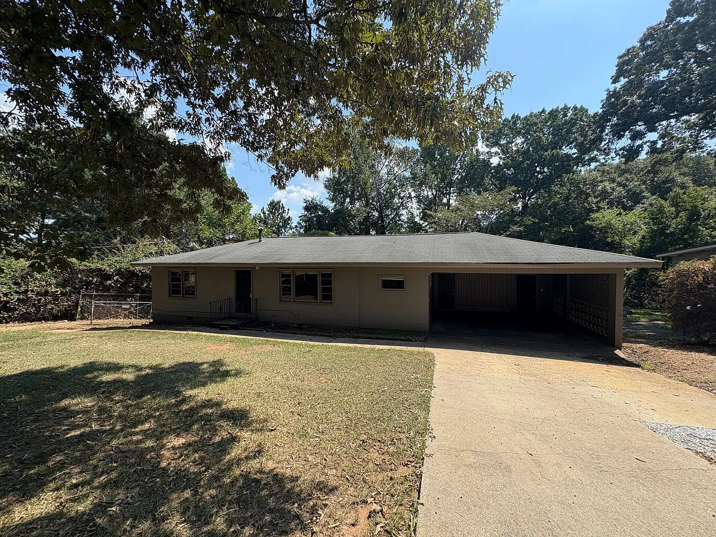 For Rent — Photo 1