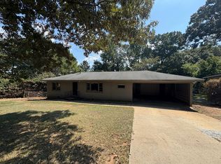 1403 40th Way E, Tuscaloosa, AL 35404