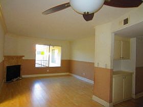 3rd image of 7045 Woodley Ave Unit 203