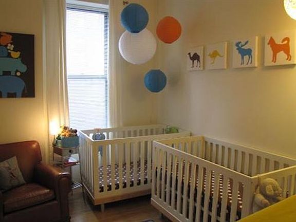 2nd image of 1501 W Erie St APT 1