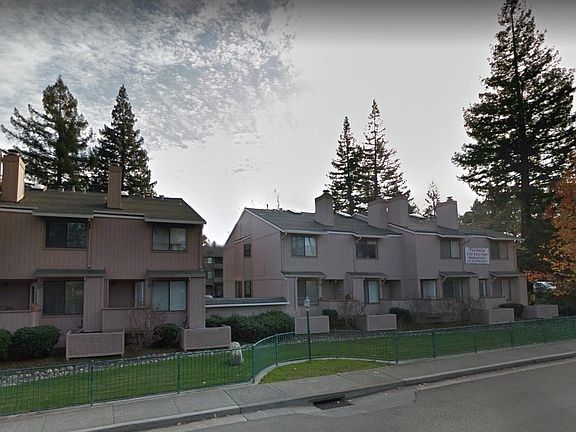 2nd image of 100 Pacific Ave