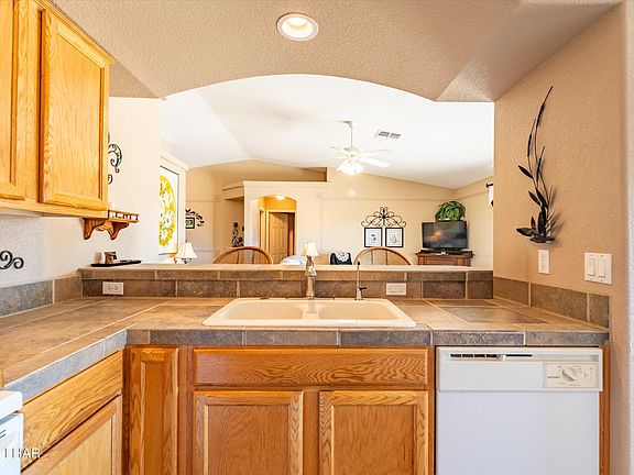 5th image of 2336 Barranca Dr