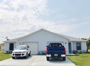 926/928 SW 39th Ter, Cape Coral, FL 33914