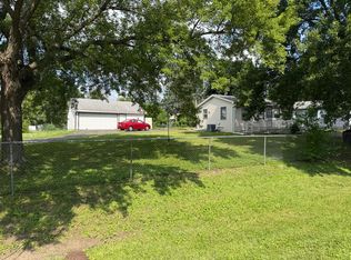 2607 Walnut Dr, Wonder Lake, IL 60097