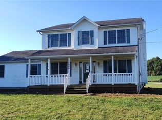 15904 Sperry Rd, Vermilion, OH 44089