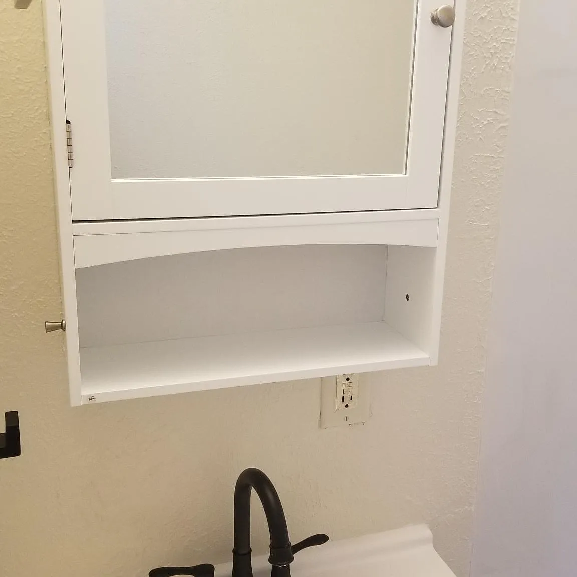 Studio, $795 — Photo 3